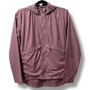 Nike Running Essential Packable Rain Jacket Women’s M Hooded Windbreaker Purple